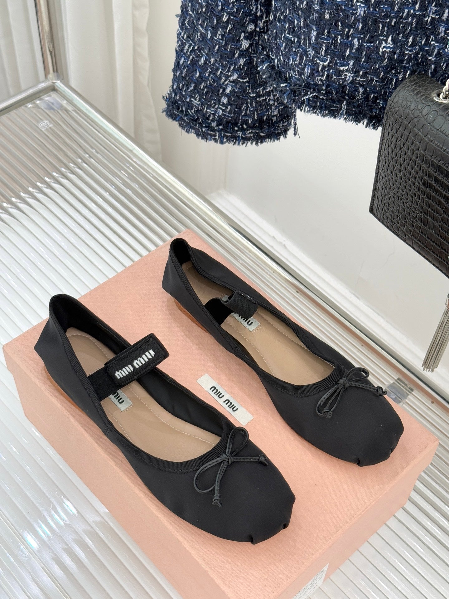 Miu Classic Bow Letter Ballet Black Satin