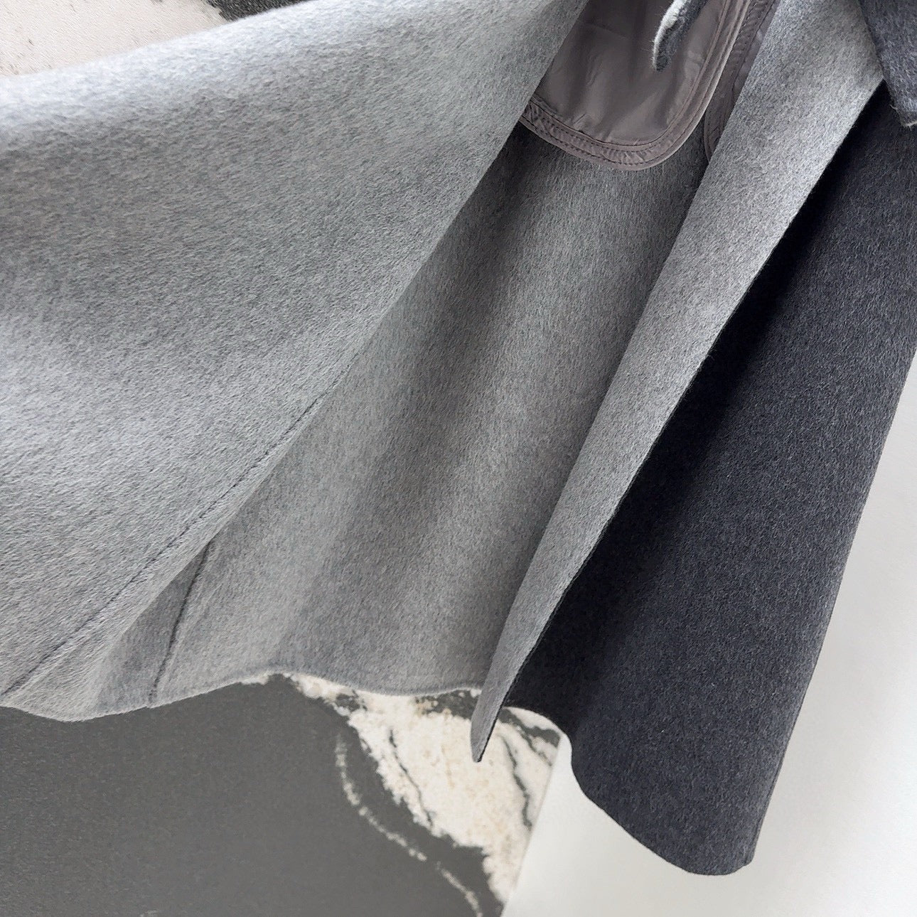 MAX MARA 25S HOODED LONG COAT 158