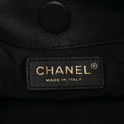 Calfskin Quilted Chain Flat Tote Black