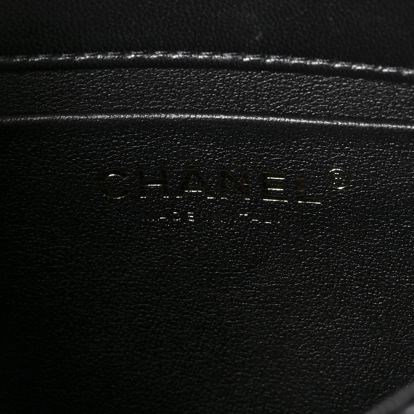 Lambskin Quilted CC Pocket Clutch With Chain Black