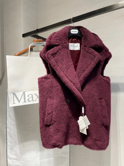 MAX MARA 25S SLEEVELESS TEDDY VEST 065