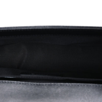 Caviar Quilted Medium Boy Flap Black