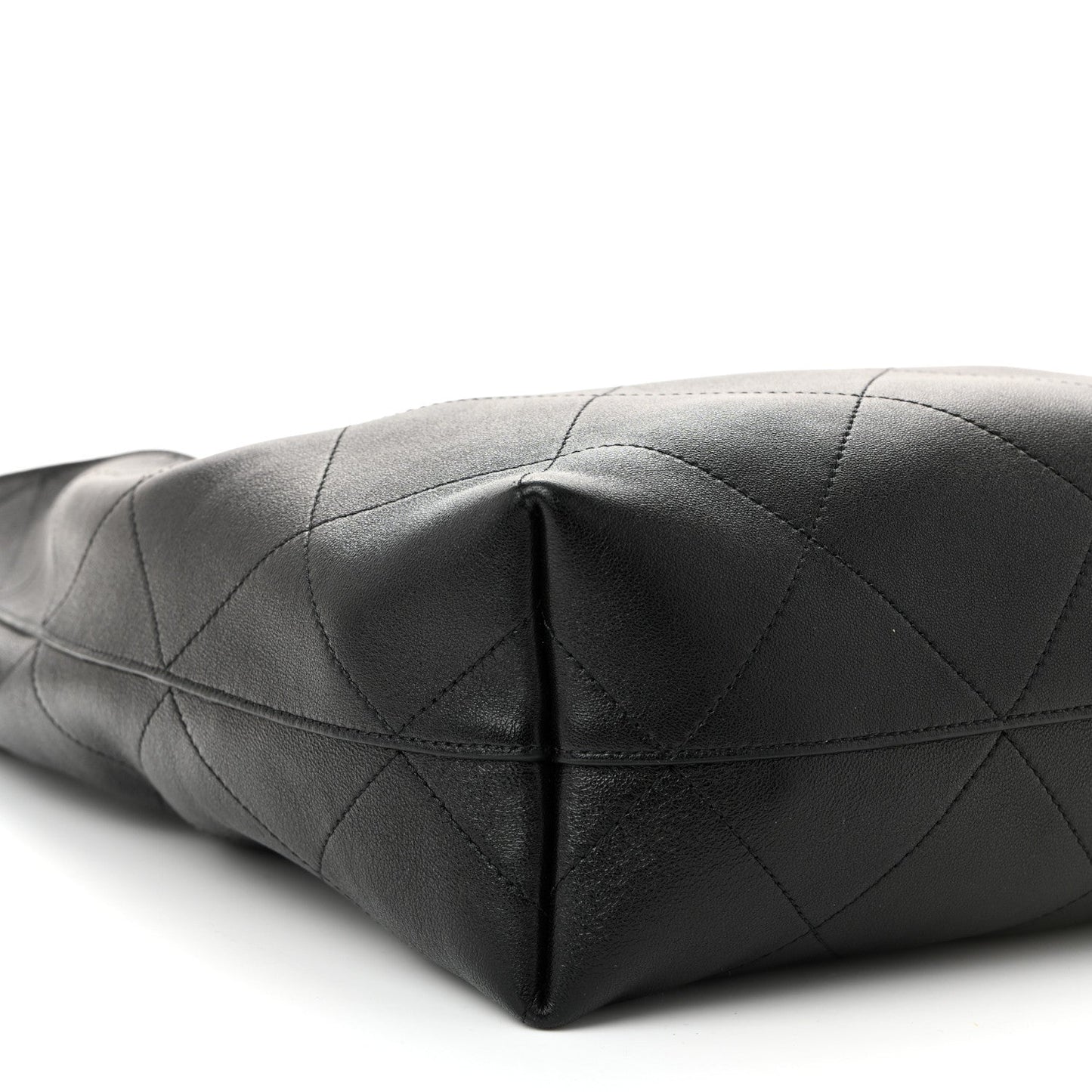 Shiny Lambskin Quilted Medium Hobo Black