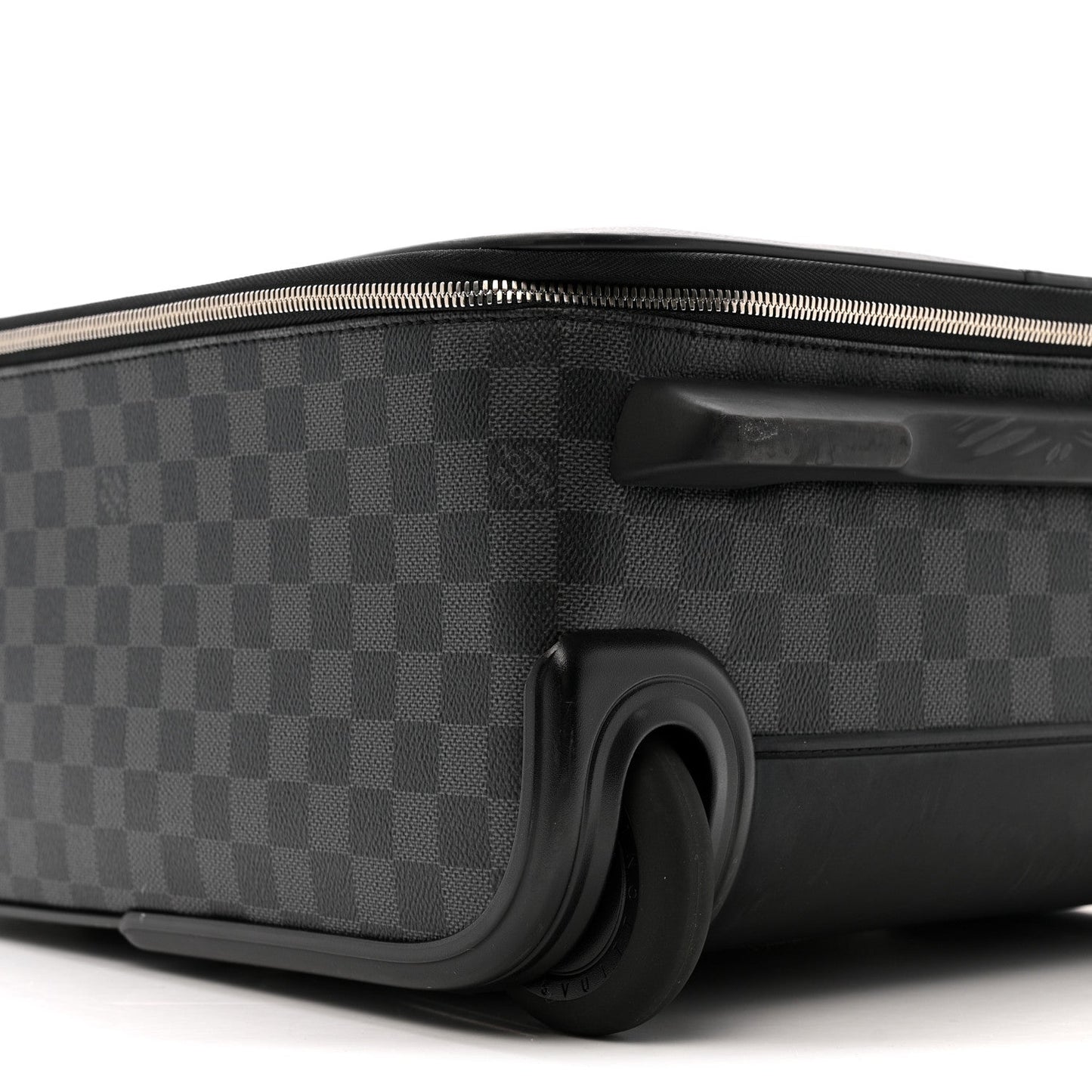 Damier Graphite Pegase 45