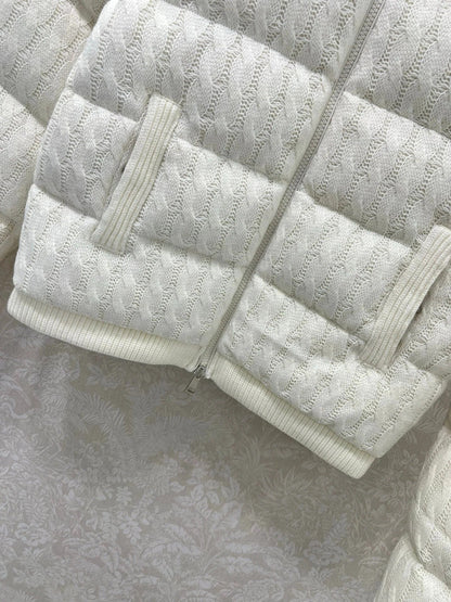 MONCLER 25S JACKET IN WHITE 095
