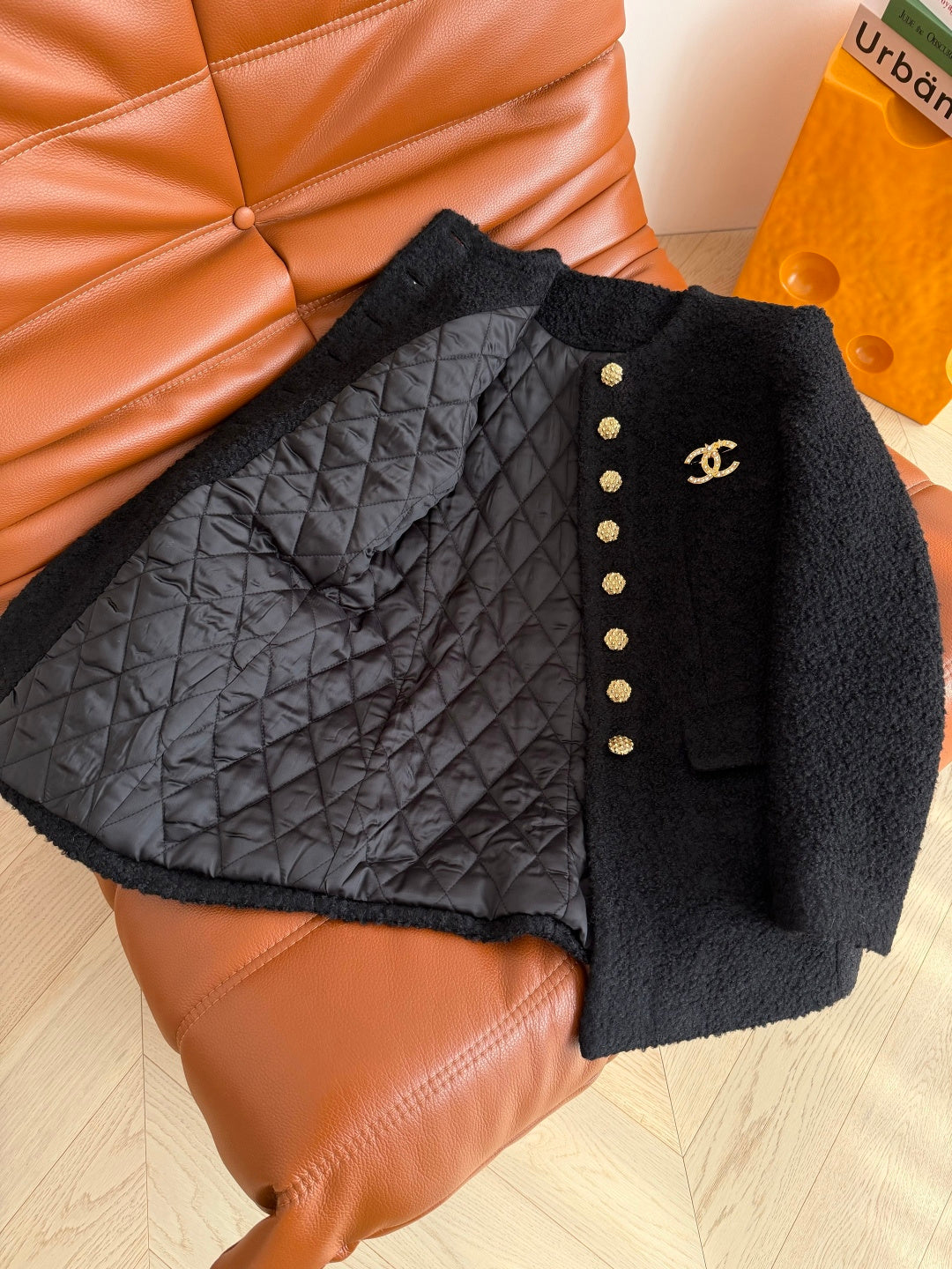 Chanel 2025 New High-end Winter Black Coat Curly Wool Fabric 328769