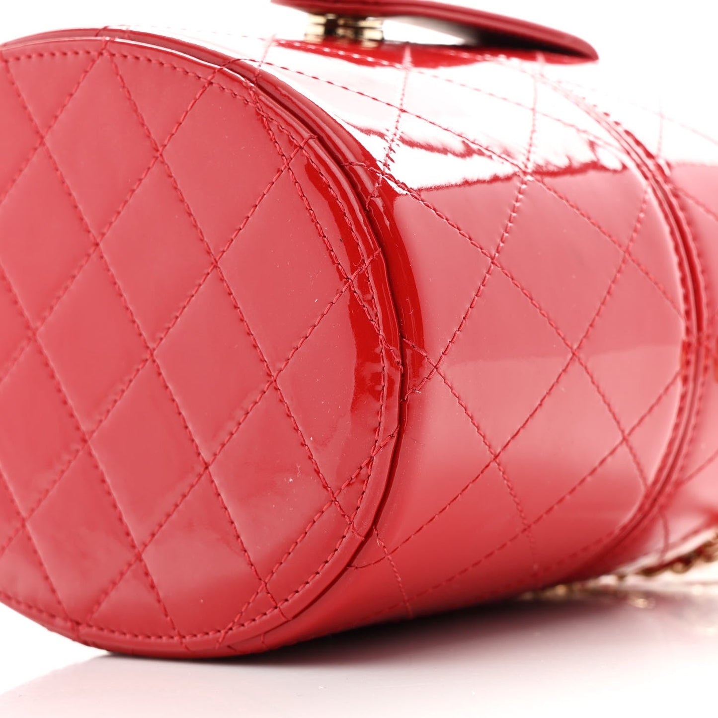 Patent Quilted Small Round Vanity With Chain Red