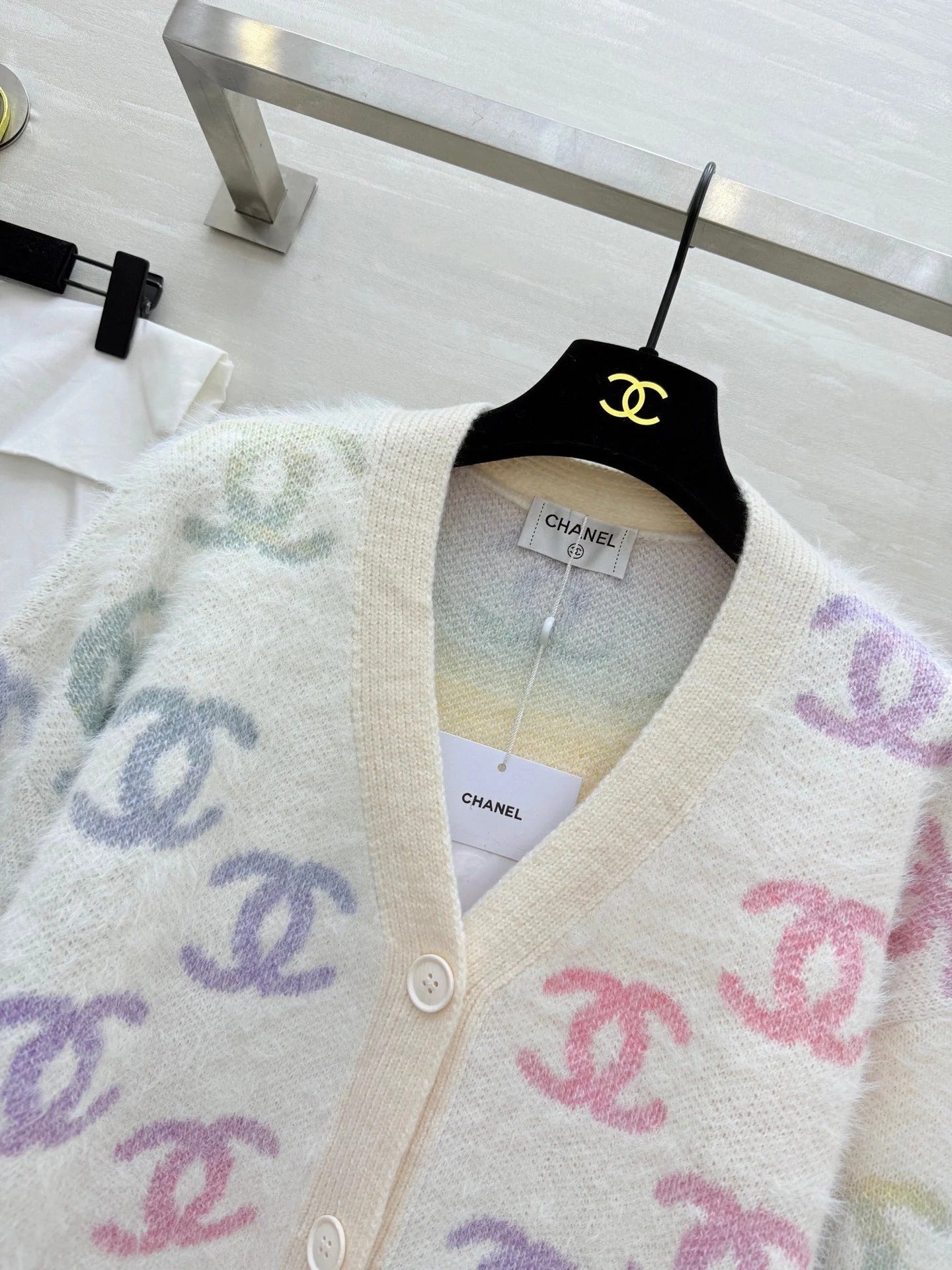 CHANEL 25S CARDIGAN JACKET 475