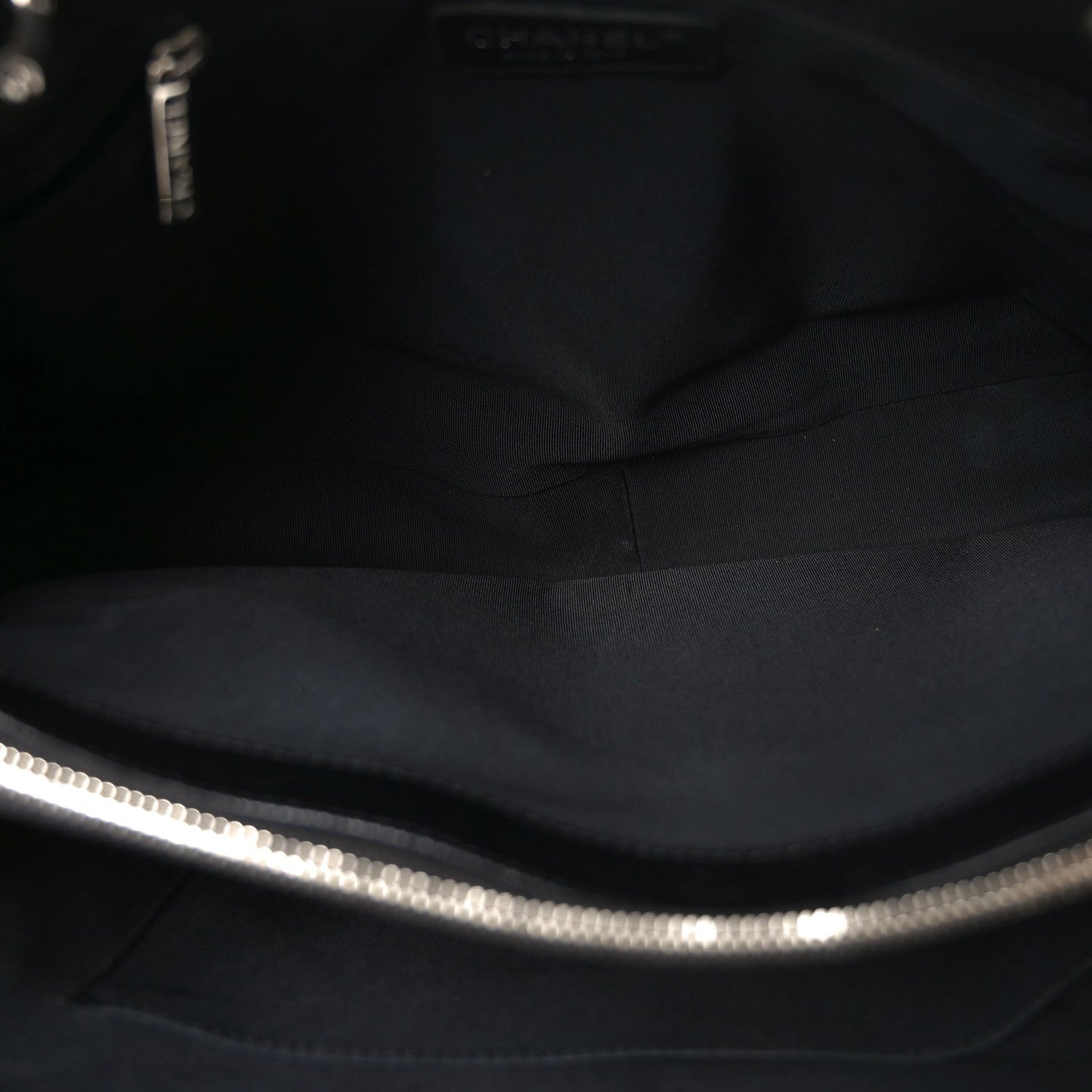 Caviar Quilted Grand Shopping Tote GST Black
