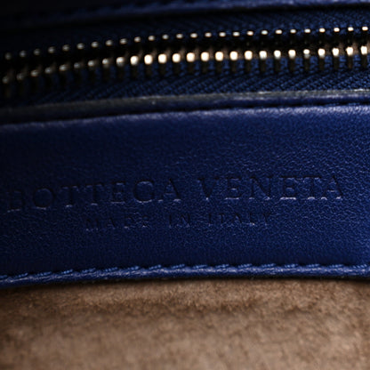 Nappa Intrecciato Maxi Veneta Hobo Baltic Blue