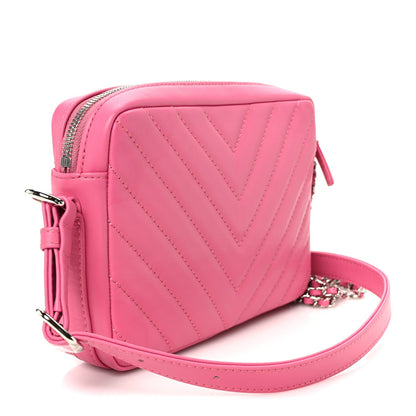 Lambskin Chevron Quilted Small Promenade Camera Case Pink