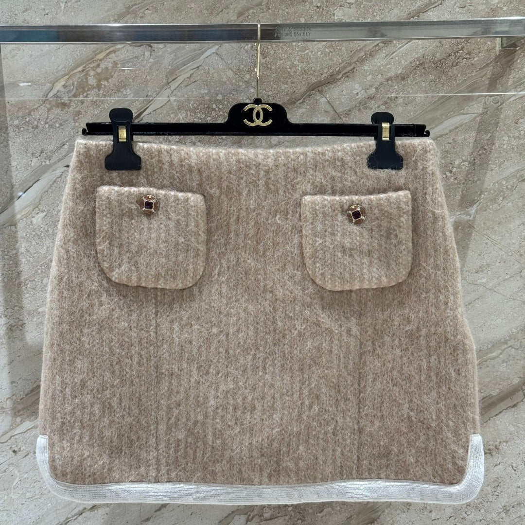 CHANEL 25S KNIT MIDI SKIRT 530