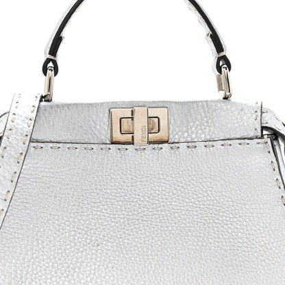 Cuoio Romano Lux Selleria Mini Peekaboo Iconic Satchel Argento