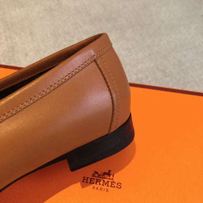 Royal Loafer Gold Calfskin With Fringe Detail And Pink Gold Signature Buckle 509412