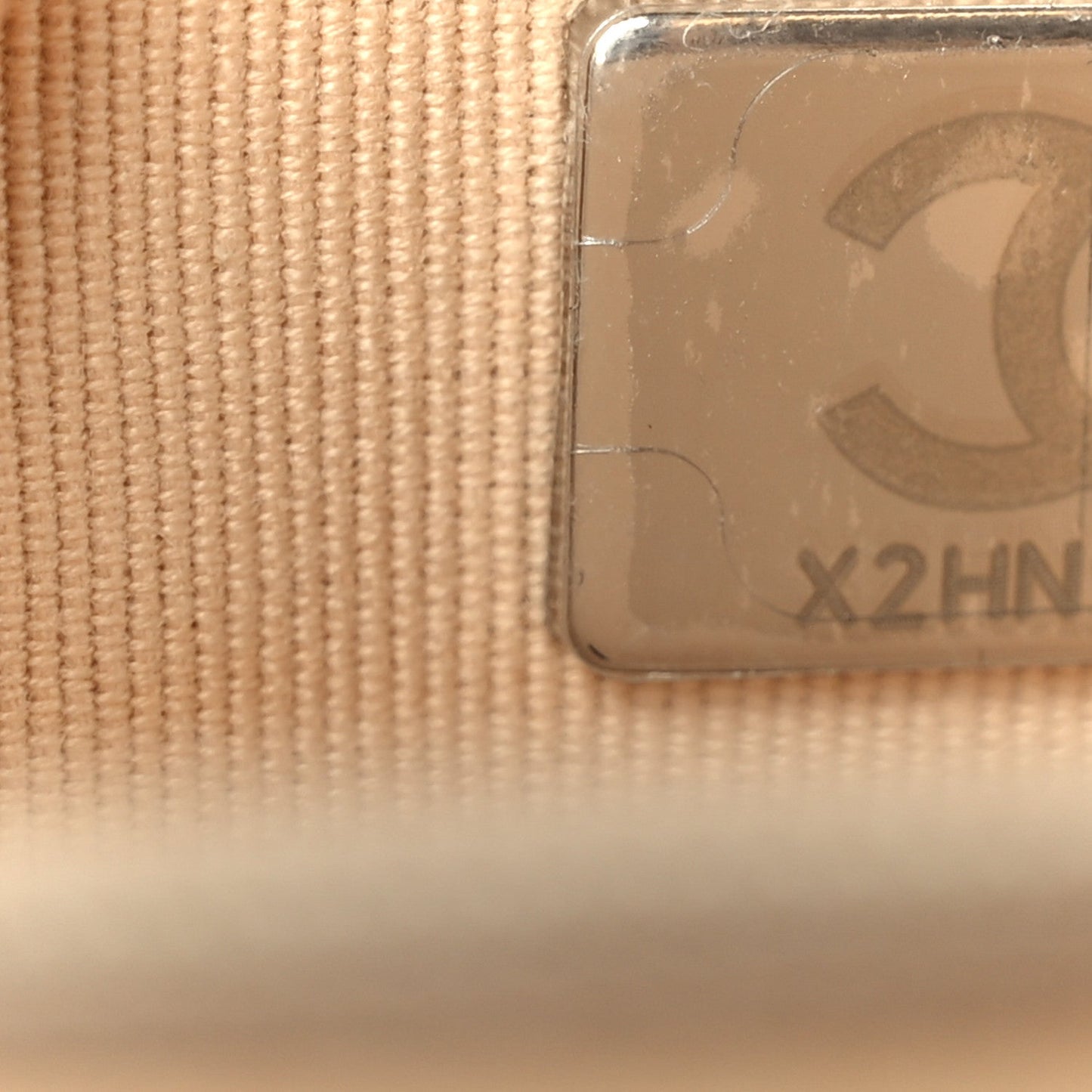 Caviar Quilted Wallet on Chain WOC Beige
