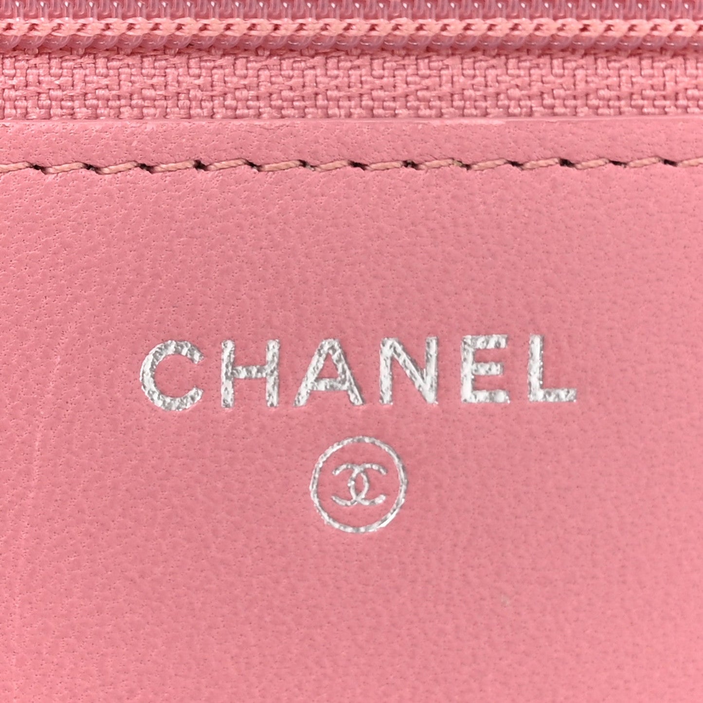 Lambskin Quilted CC Crossing Wallet On Chain WOC Pink