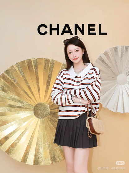 Chanel 26 Collared Color-Blocked Striped Polo White Red in Wool Blend 799250