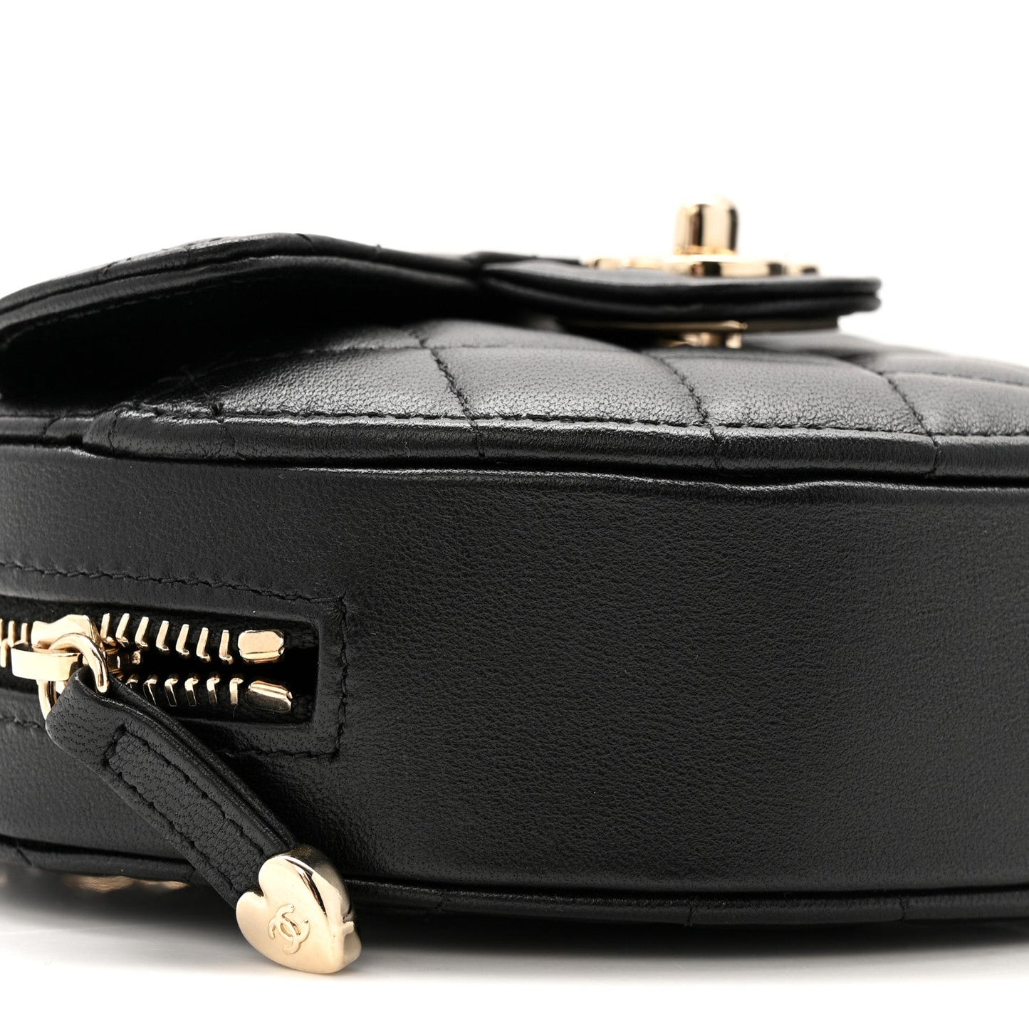 Lambskin Quilted CC In Love Heart Clutch With Chain Black