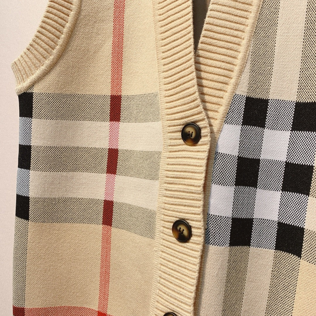 BURBERRY 25S KNIT VEST 294