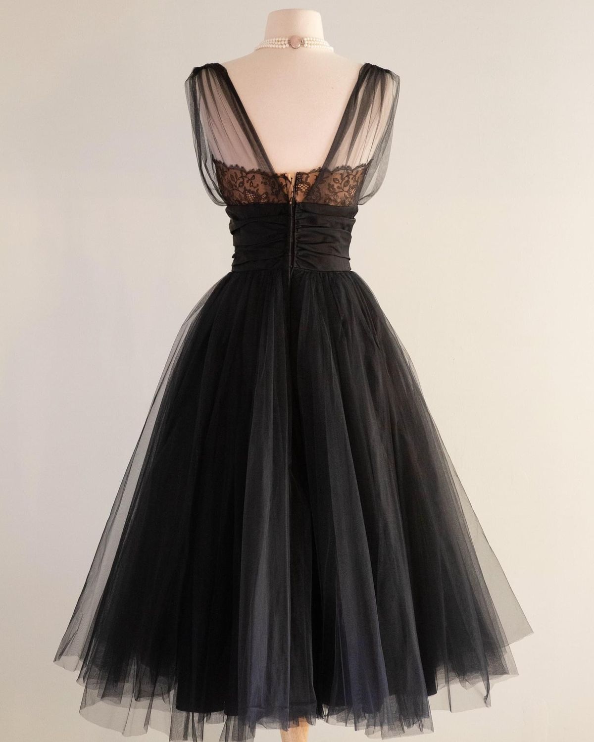 formaldressy--hoco dresses Black Short Satin Tulle Homecoming Dress gh5571