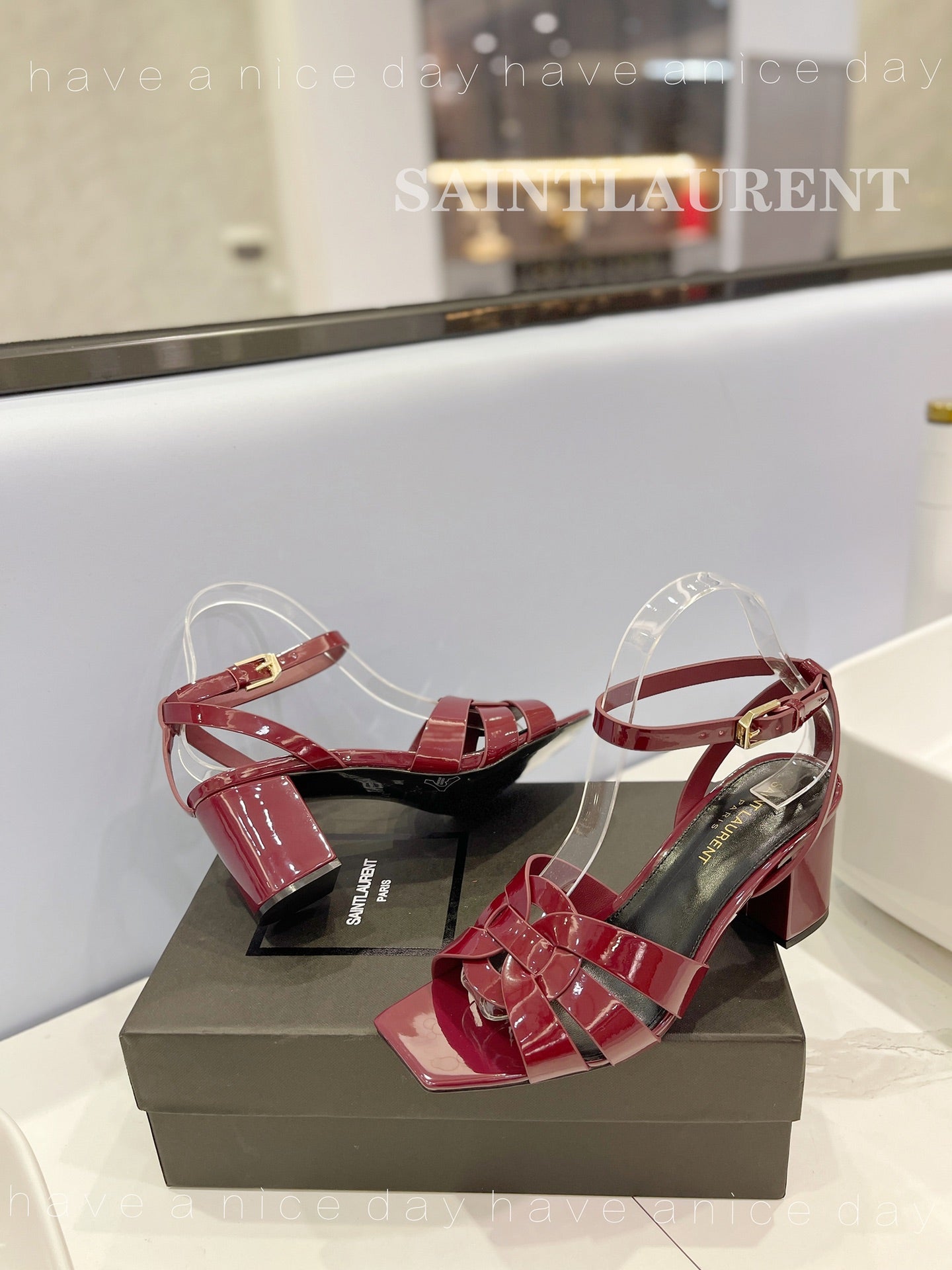 SL TRIBUTE SANDAL GLOSSY BERRY CALFSKIN