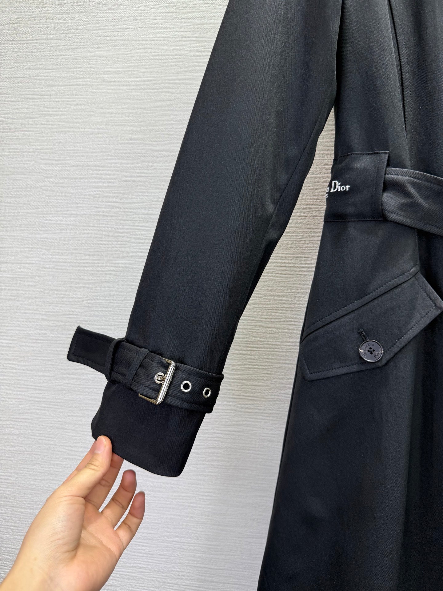 CD 25SS Long Trench Coat Collar Rivets and Bee Embroidery Black Cotton 306542