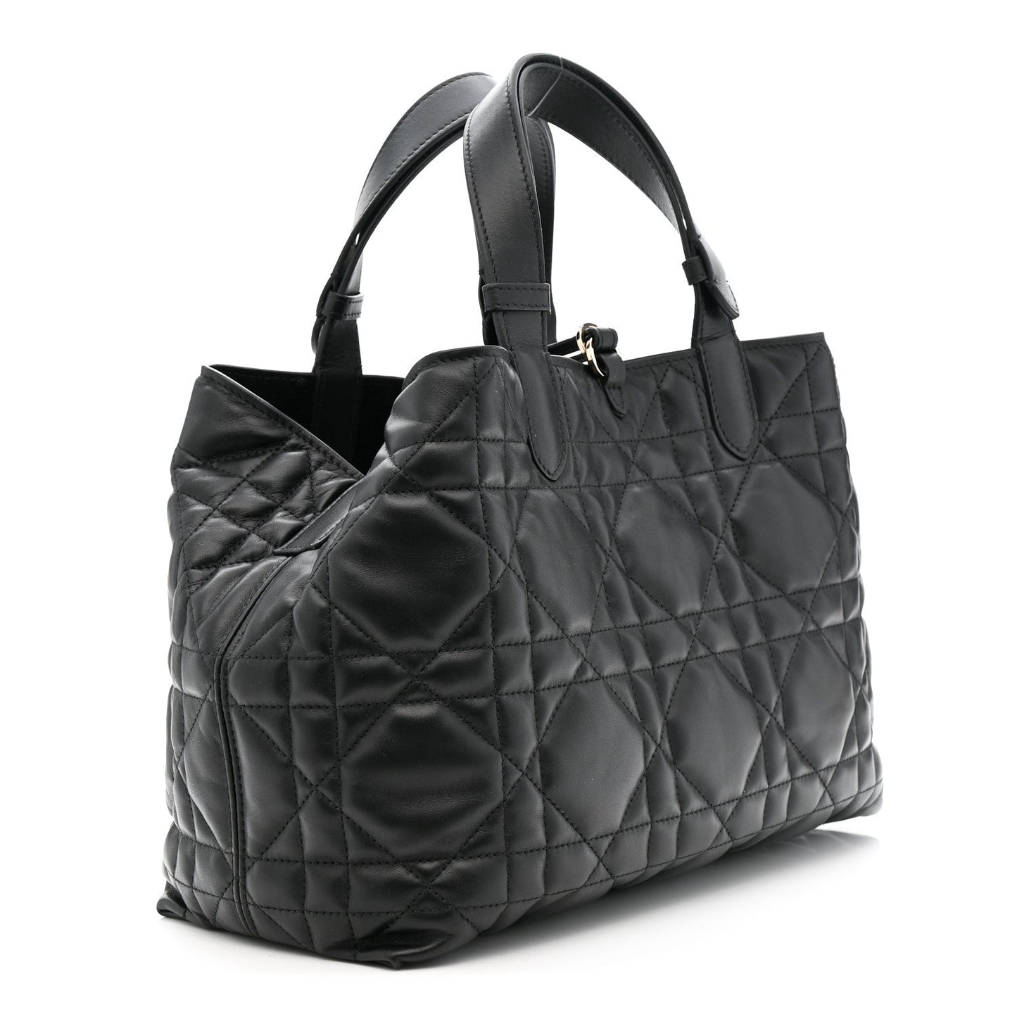 Calfskin Macrocannage Medium Toujours Black