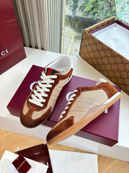 Gucci Shift Damen sneaker Varianten Schwarzes Beige & Dark Brown Canvas and Suede Trim 506841