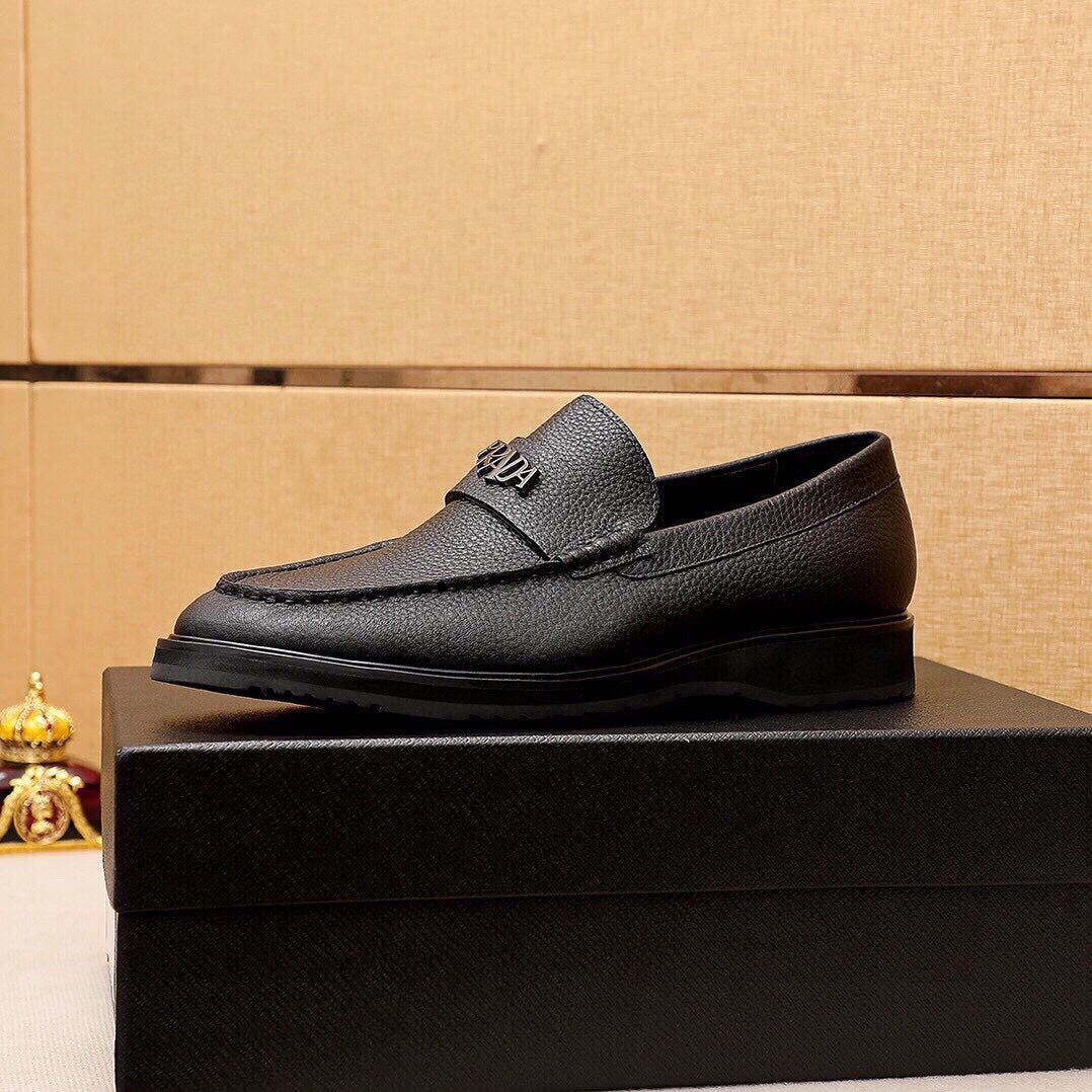 PRA LOAFER IN SIENNA BROWN GRAINED CALFSKIN