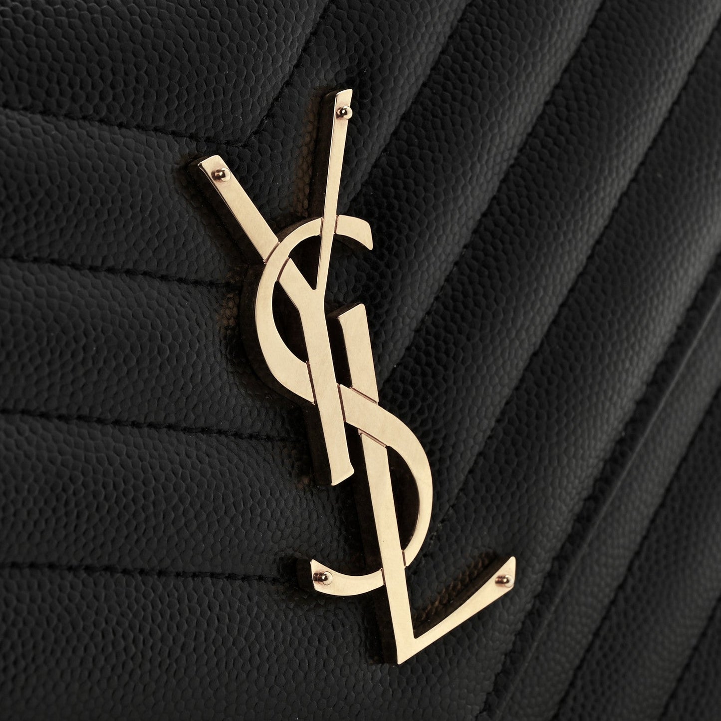 Grain De Poudre Matelasse Chevron Monogram Chain Wallet Black
