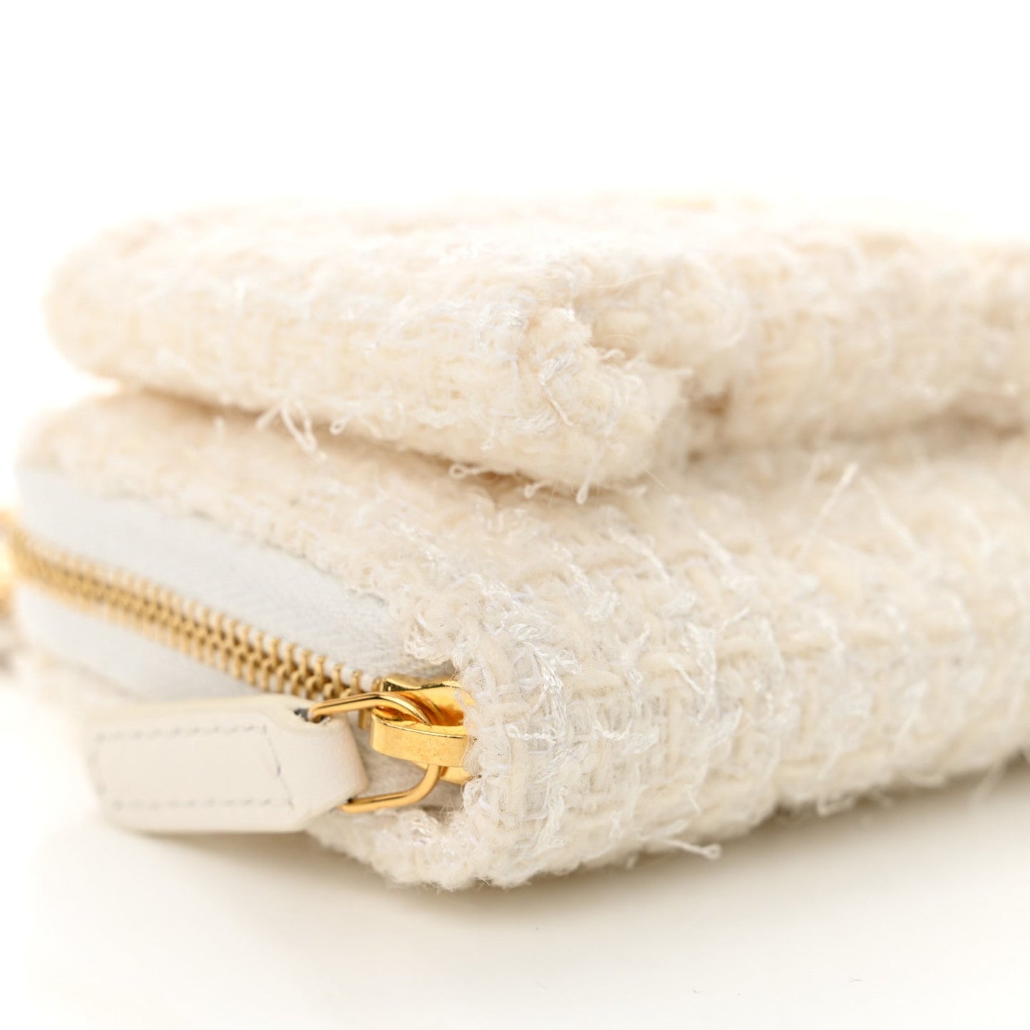 Tweed Quilted Bow Flap Card Holder On Chain White