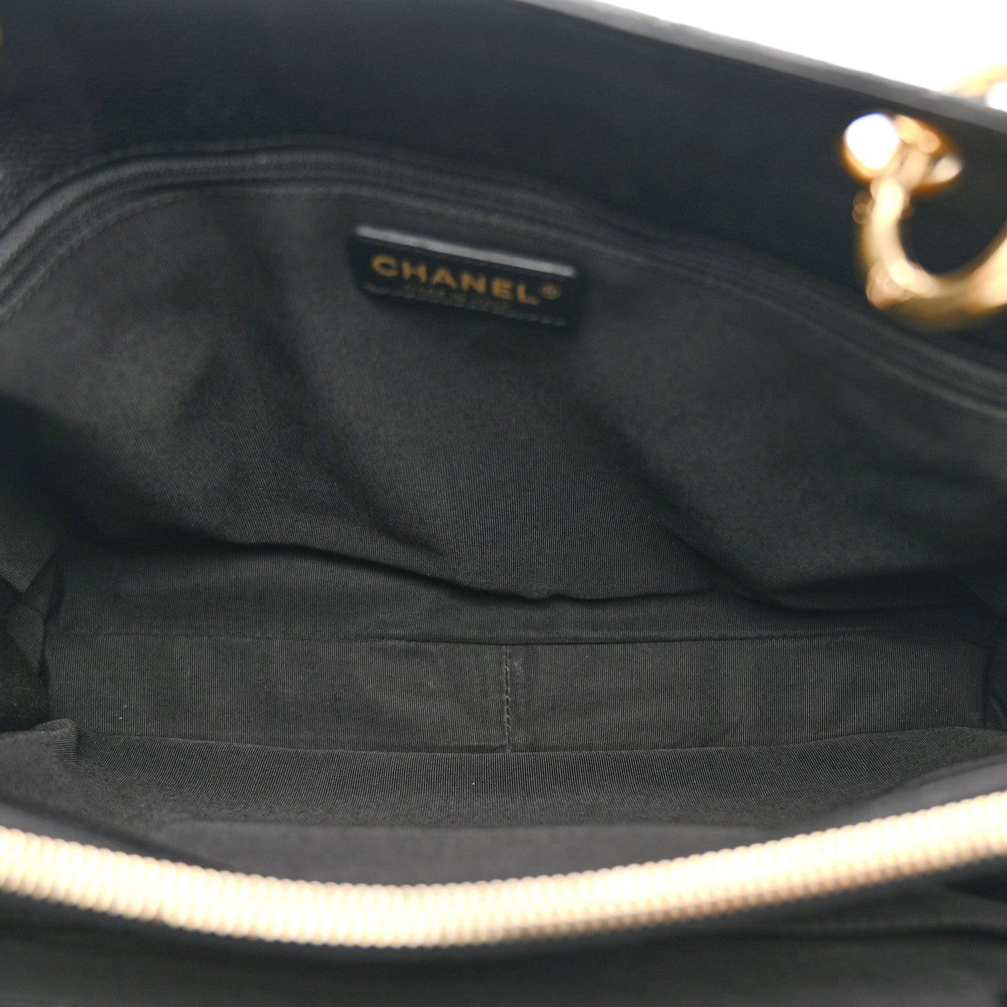 Caviar Quilted Grand Shopping Tote GST Black
