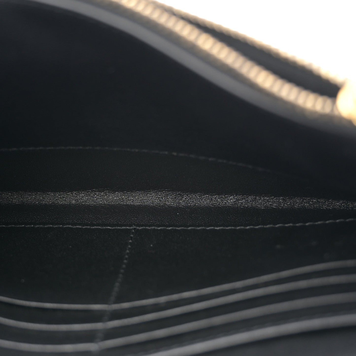 Goatskin Saddle Chain Wallet Pouch Black