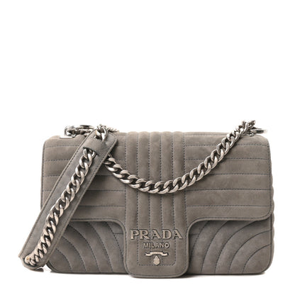 Camoscio Impunture Diagramme Medium Chain Flap Shoulder Bag Grey