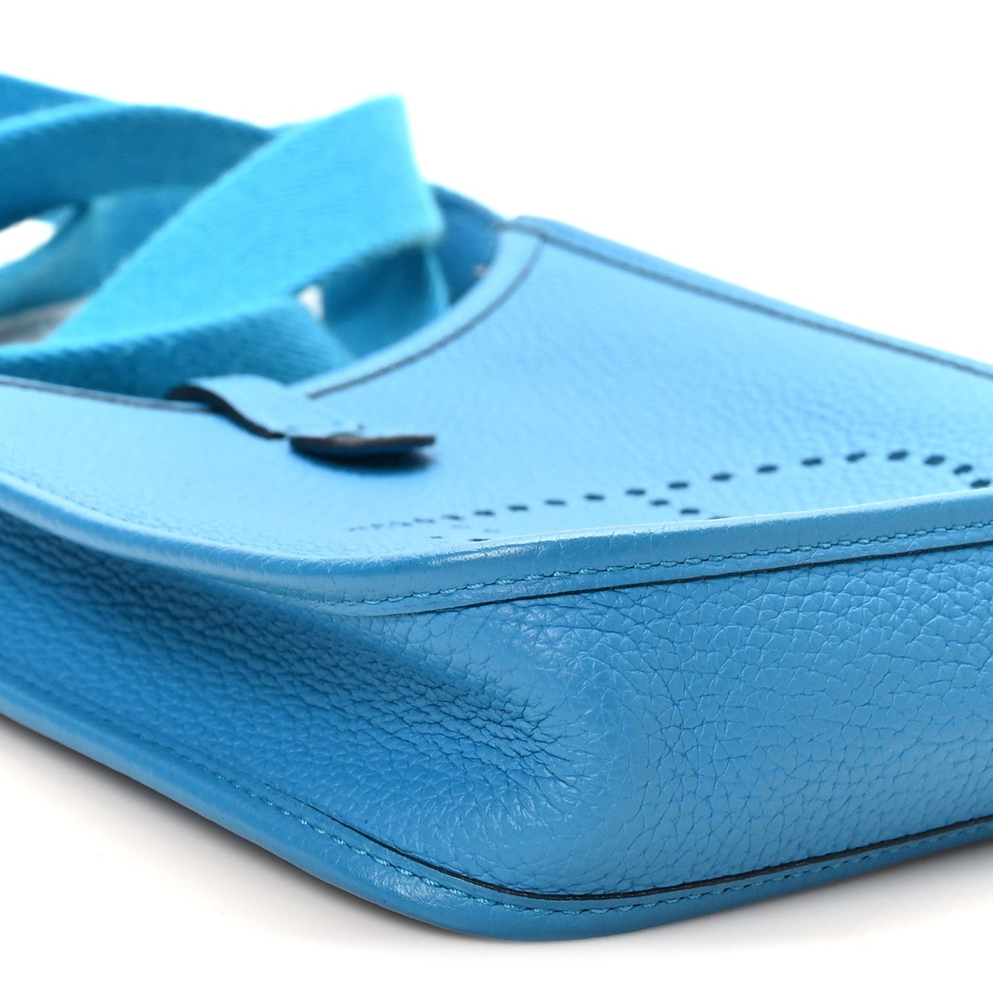 Taurillon Clemence Evelyne TPM Bleu Zanzibar
