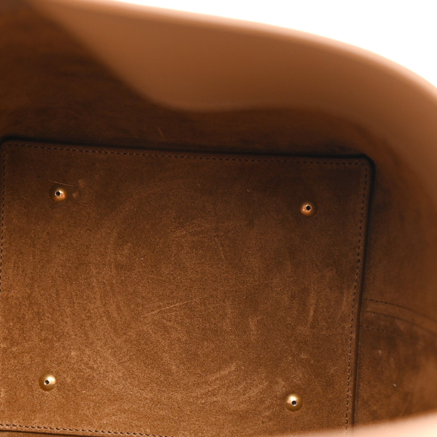 Shiny Calfskin Le 37 Small Bucket Bag Dark Cork