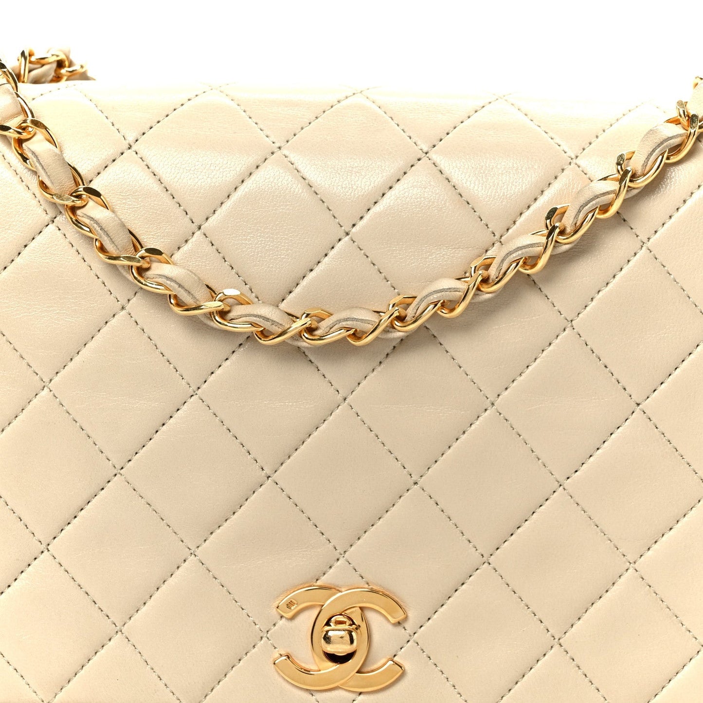 Lambskin Quilted Medium Single Flap Beige