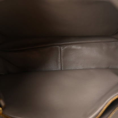 Vitello Daino Soft Large Zippered Messenger Hobo Argilla