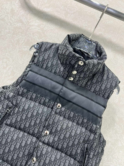DIOR 25S SLEEVELESS PUFFER JACKET STYLE 312