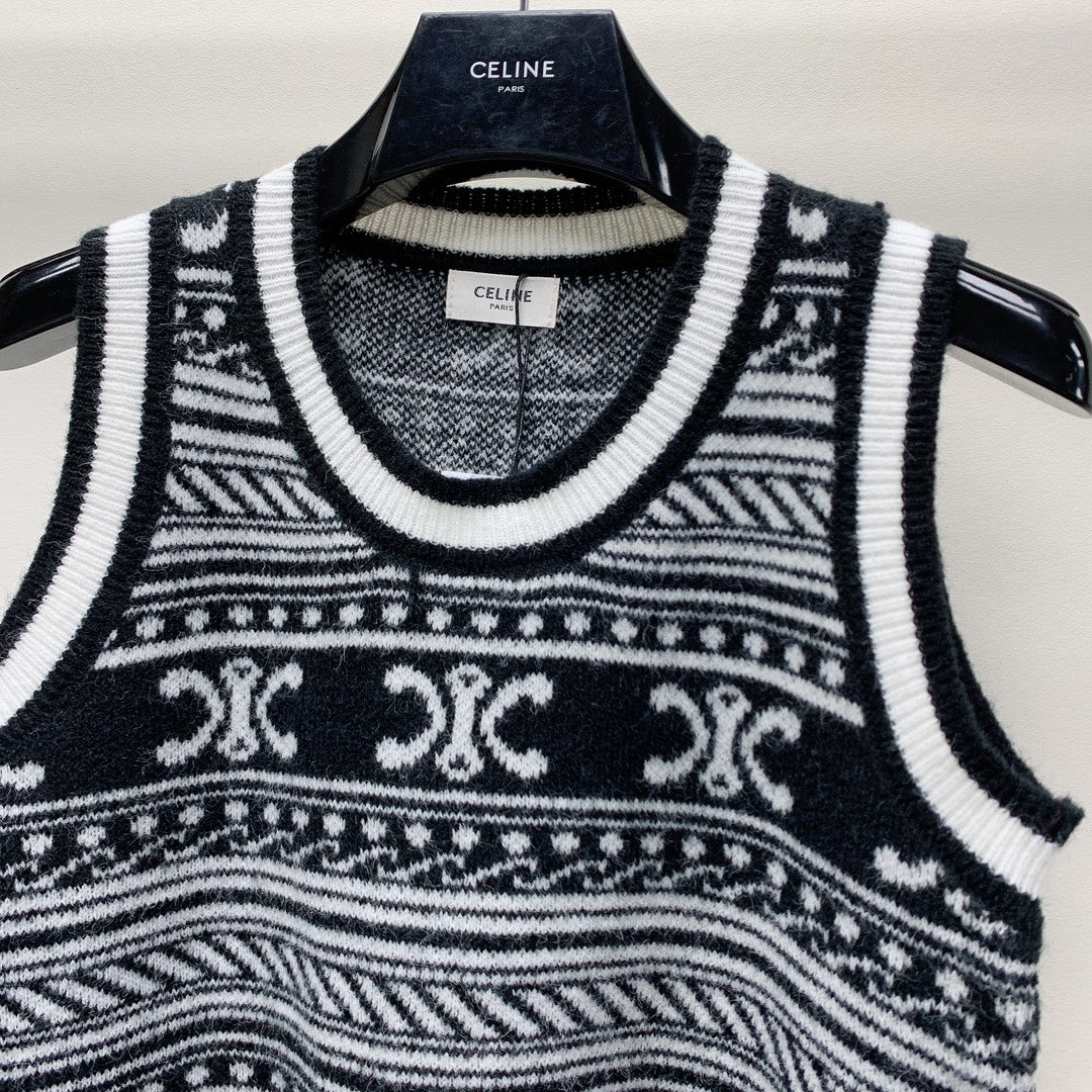 Celine 25 Sleeveless Knit Top Wool Polyester 277557
