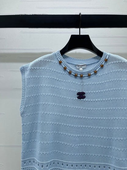 Chanel 2026 Hollow-out Knit Sleeveless Vest Blue and White Cotton 359840