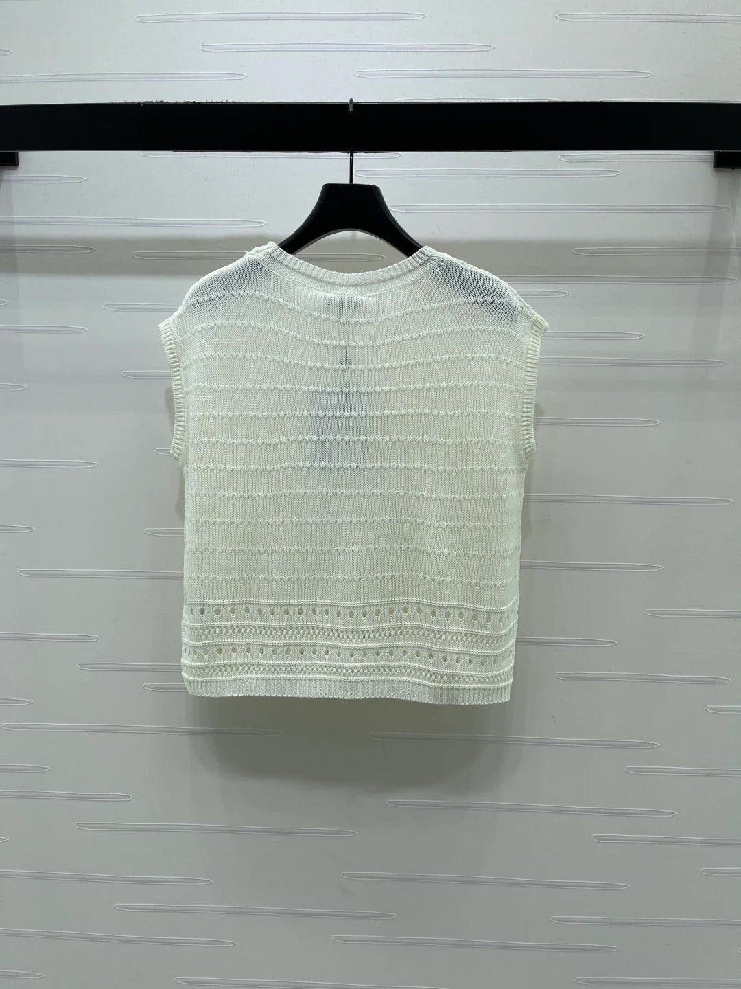 Chanel 2026 Hollow-out Knit Sleeveless Vest Blue and White Cotton 359840