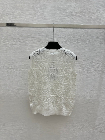 Chanel 2026 Hollow-Out Round Neck Knitted Vest Wool Polyester 170692