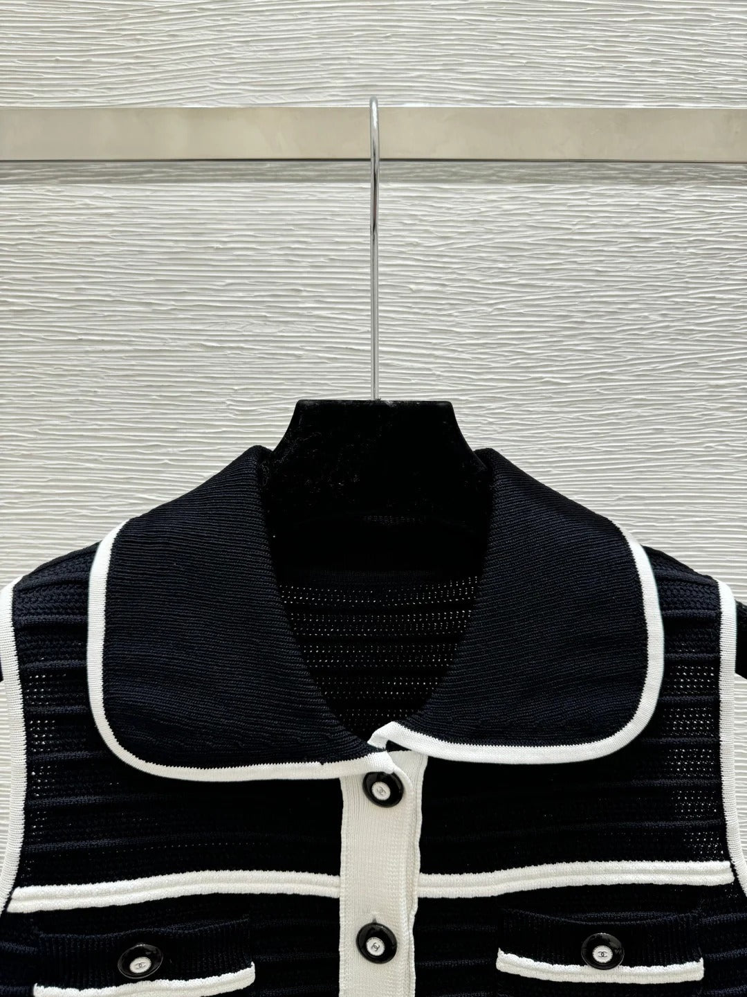 Chanel 2026 Collar Knitted Vest Cardigan Black Cotton Silk 170688