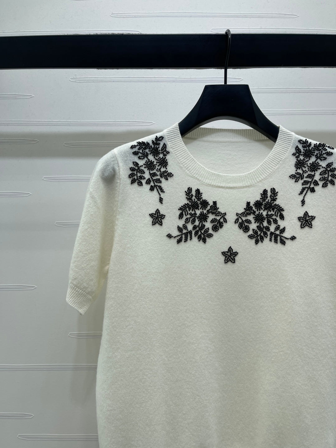 CD SS26 Beaded Floral Knit Top Ivory Wool 351068
