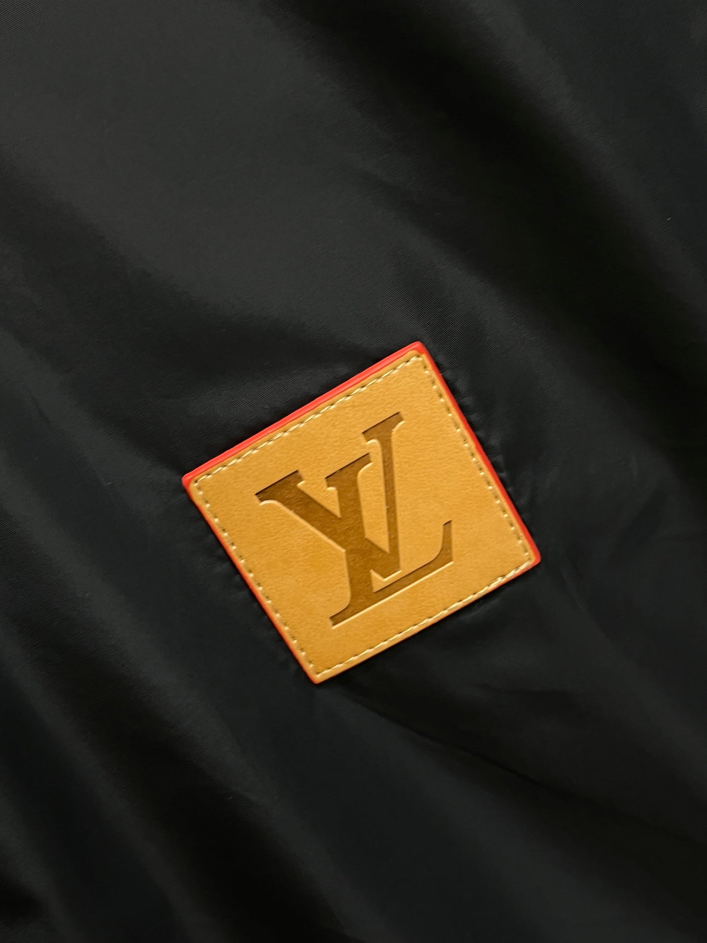LV SET JACKET AND PANTS BLACK 239591