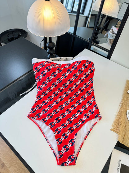 Gucci 26s One-Piece White Red Cotton 184229