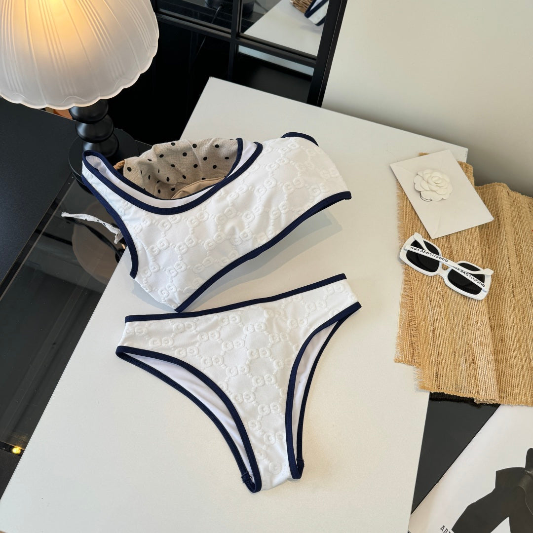 Gucci 26s Two-Piece White Cotton 184236