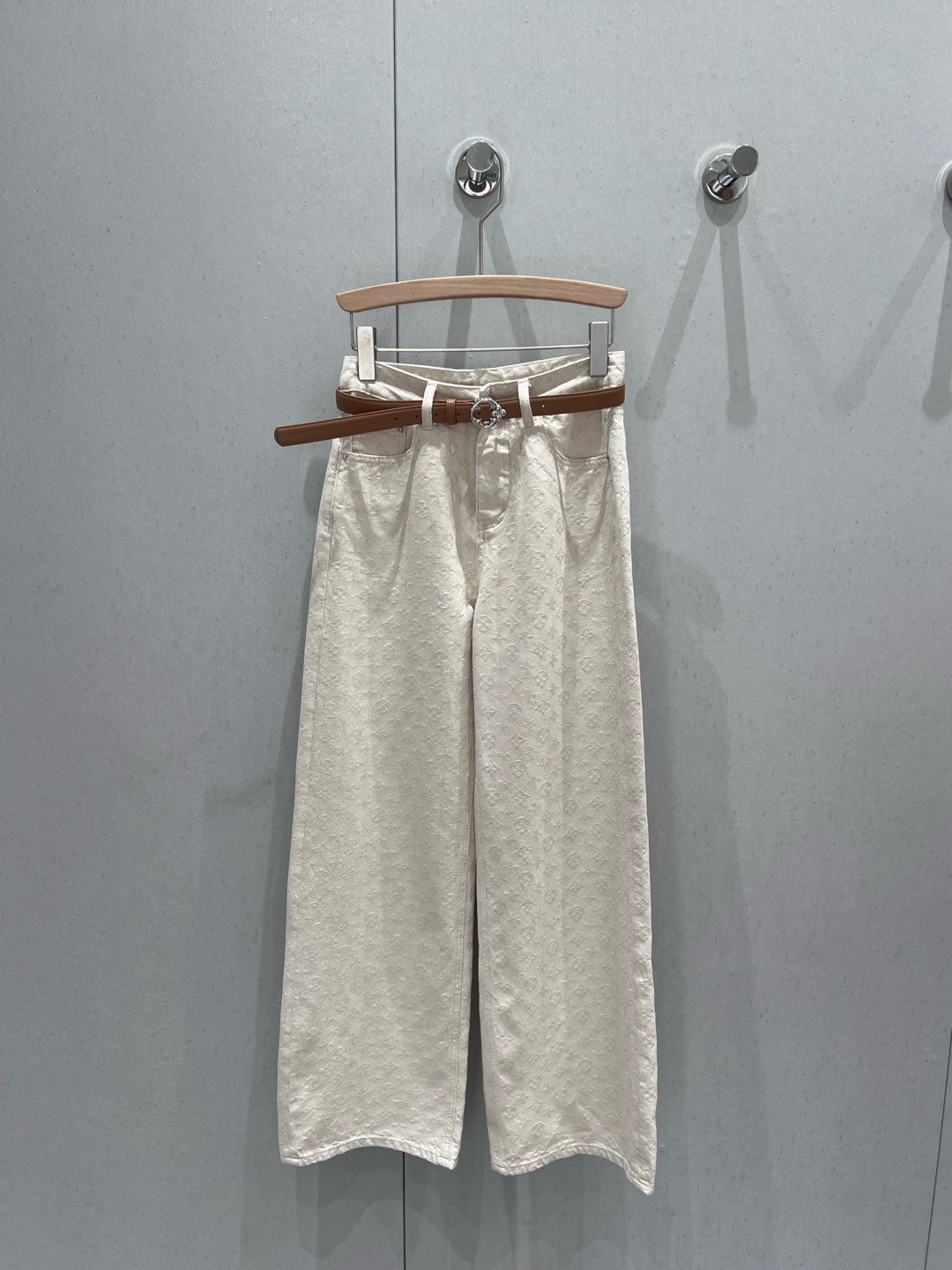LV 25 Heavy-Duty Jacquard Belt Jeans