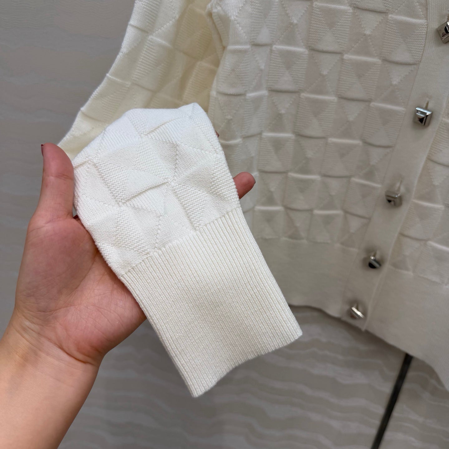 HM "Medor" Long-Sleeve Cardigan White Wool